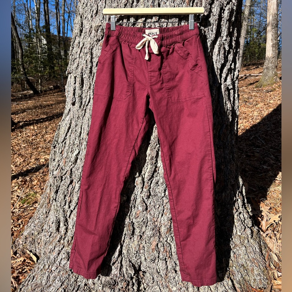 Pact Woven Twill Roll Up Pant in Pomegranate | S